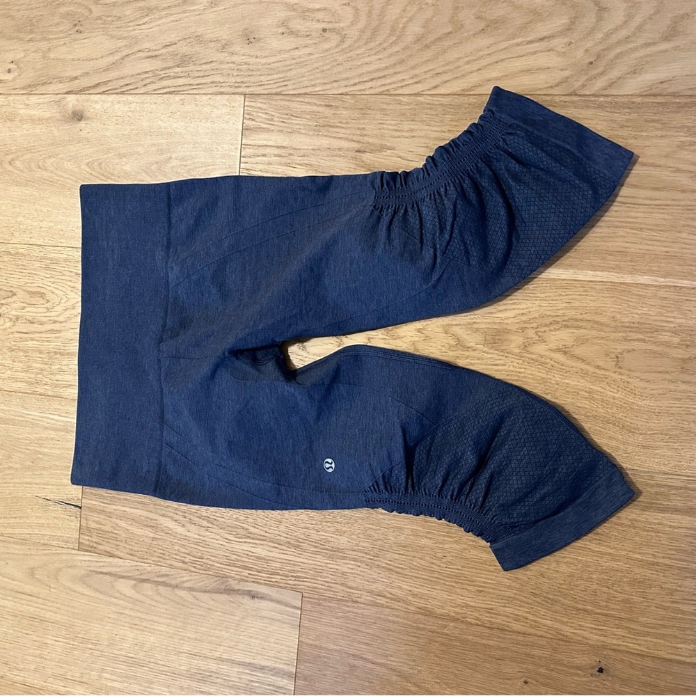 Lululemon Navy Blue Leggings - Picture 3 of 4